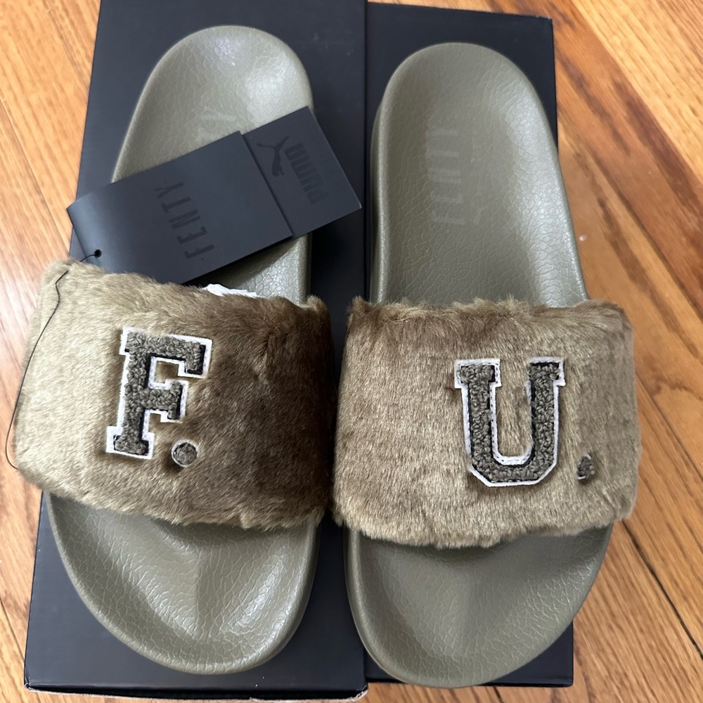 Fenty x Leadcat Fur Slides in Burnt Olive *RARE*